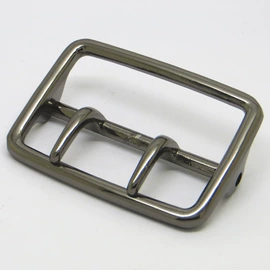 铭牌;标签、标牌;徽章