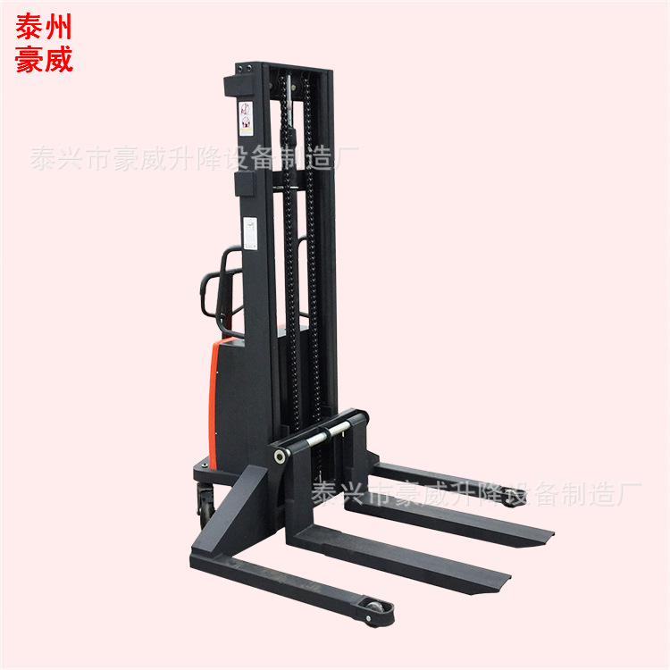 供应1.5吨4米宽腿式电瓶装卸车 集装箱货物堆高车 半自动叉车