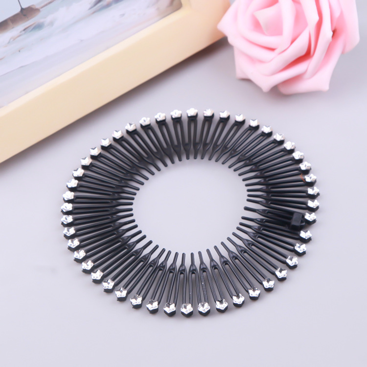 Plum Blossom Diamond Black