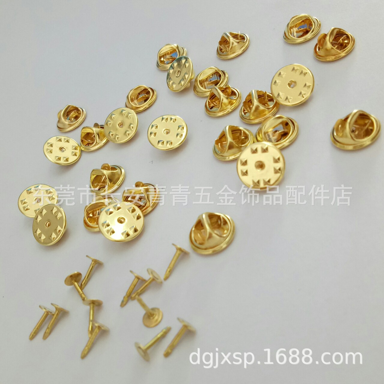 现货直供好质量蝴蝶帽扣刺马针钛针徽章胸针配件金色蝴蝶帽