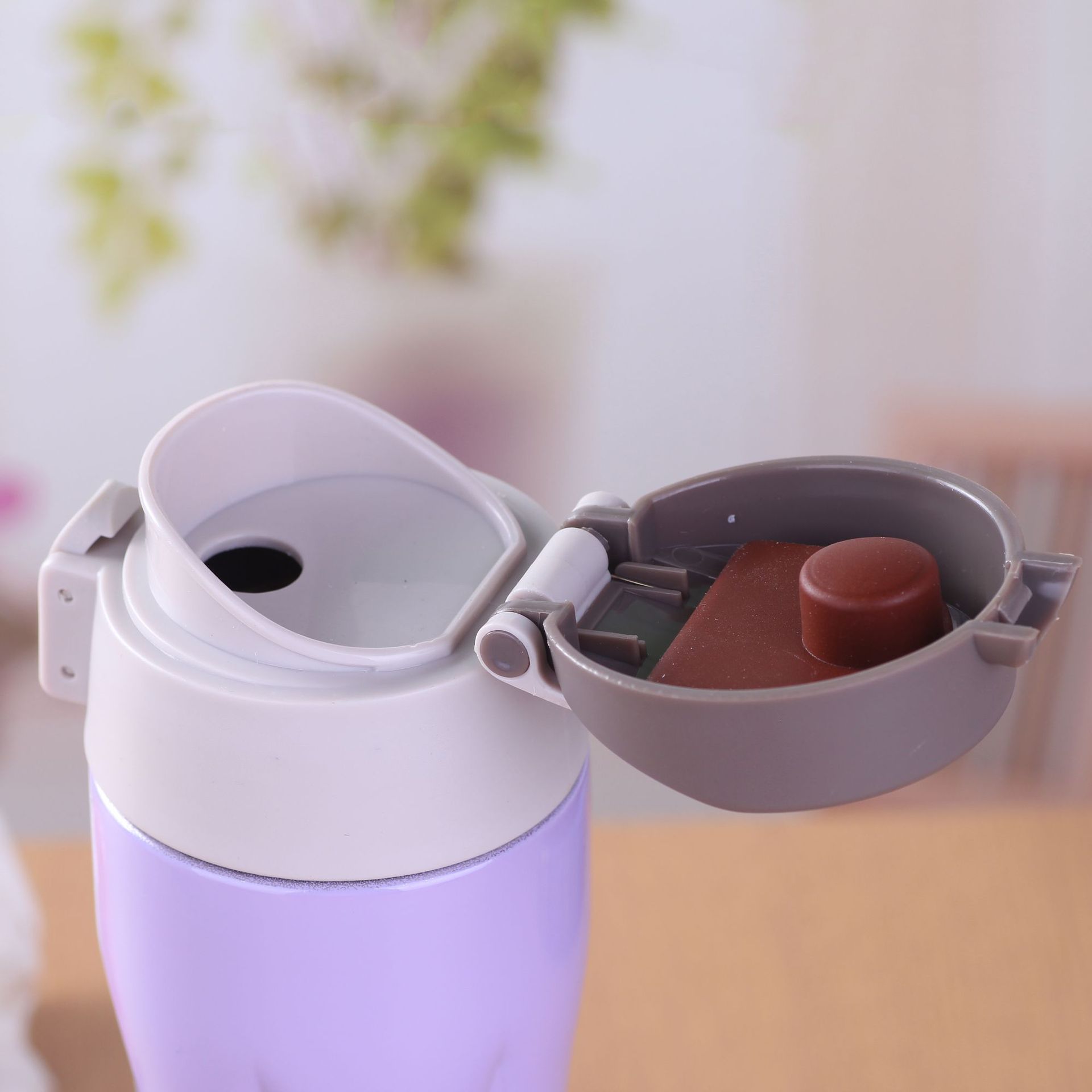 Fábrica al por mayor de la moda creativa termo vacío de acero inoxidable taza portátil deportes rebotando taza de agua de una sola pieza de entrega