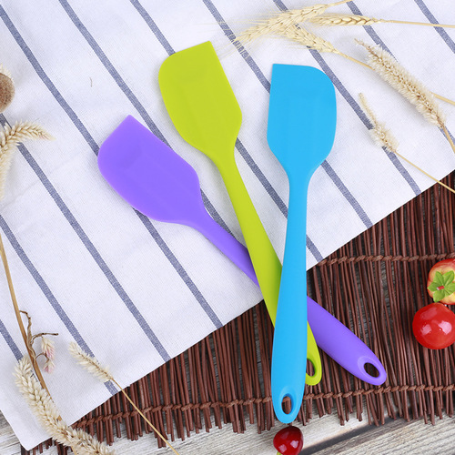 Baking tool food-grade silicone cream spatula silicone spatula one-piece spatula large all-inclusive spatula