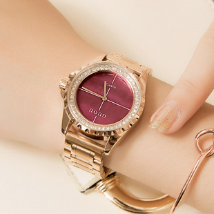 2018�¿�W�tchic�LŮ��ؐ��ˮ荄e����Ůʿ�ֱ�r�г���䓎�