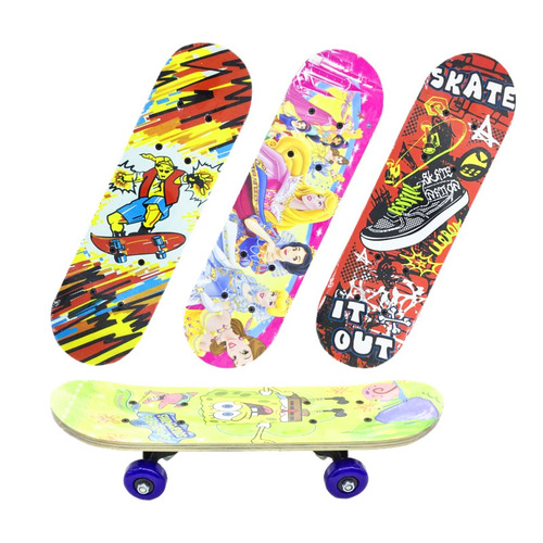 Factory direct supply 1705 maple wood double arch children's four-wheel skateboard wholesale cartoon sticker double arch 43cm toddler skateboard 