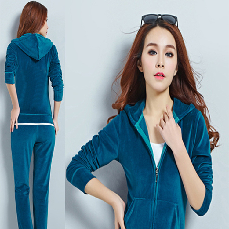 Velvet Tracksuit for Women, Fashionable 2026 Spring and Autumn Hooded Sweatshirt Two-Piece Velvet Sports Suit Yoga Outfit