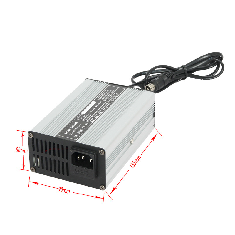 高效率高质量通用12V6A 24V4A 36V2A电动工具铅酸电池充电器