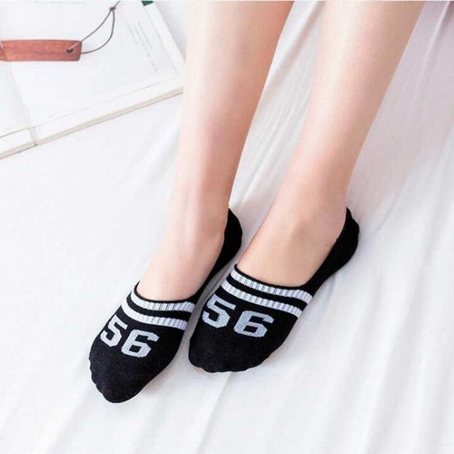 Spring and summer women's invisible socks double-bar digital socks silicone boat socks Zhuji socks wholesale