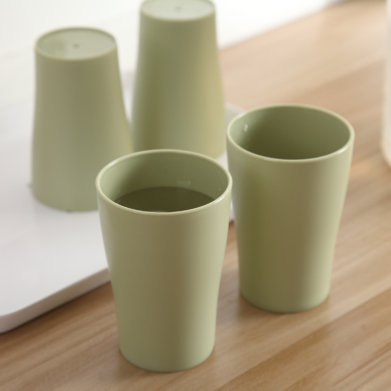 Fábrica al por mayor de gran capacidad 2600ml botella de agua fría traje hogar jugo de plástico olla taza de agua fría