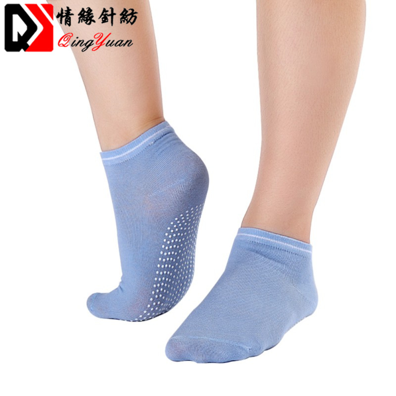 ��Ե ����Ů �㽺������Ħ����Ͳ���� �˶��� ����Ů���Ӷ� ����