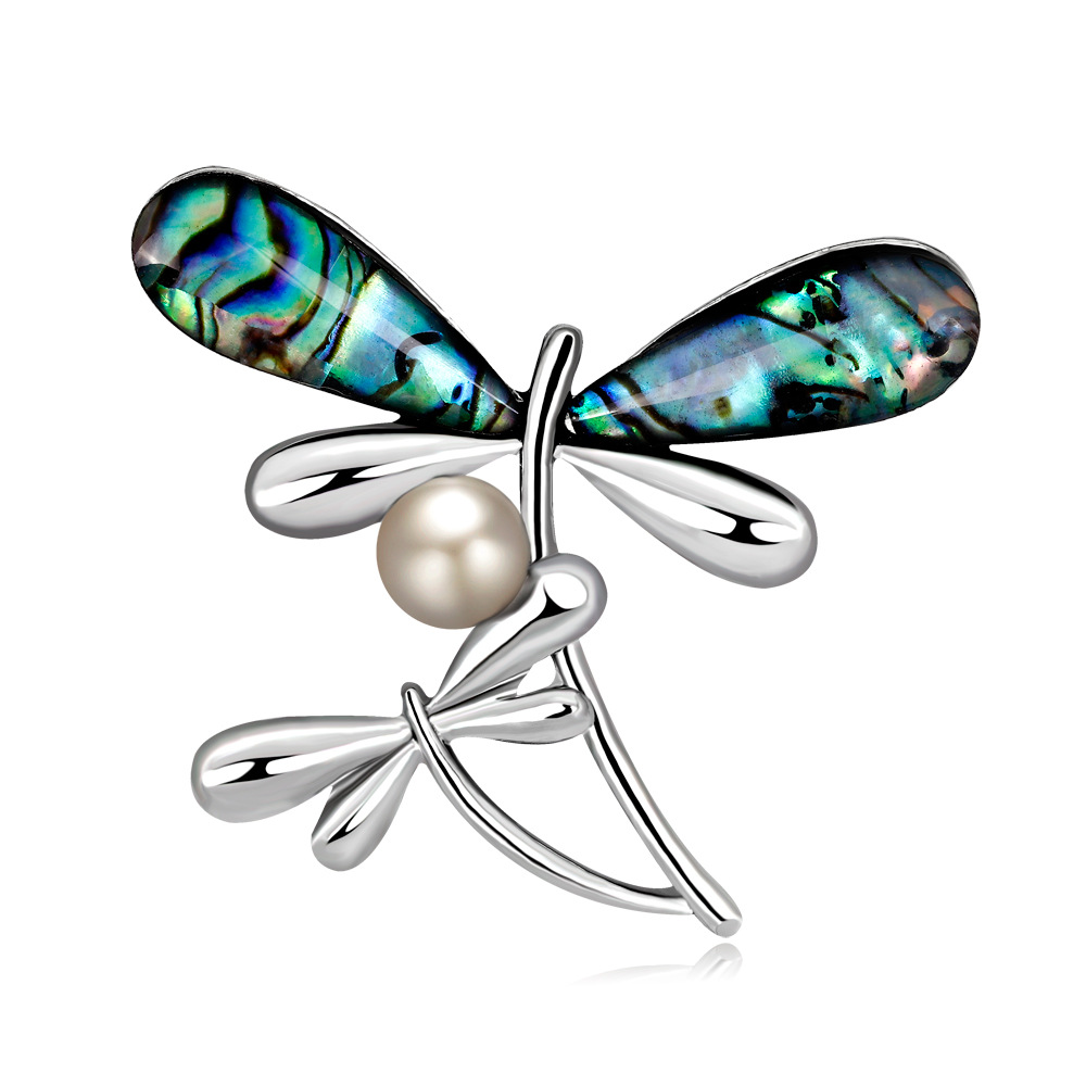 Cross-border jewelry fashion European and American atmosphere ladies corsage Joker dragonfly brooch Danrun spot wholesale