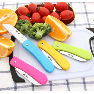 Binary store candy color PP plastic handle folding fruit knife portable sharp stainless steel folding knife Peeler
