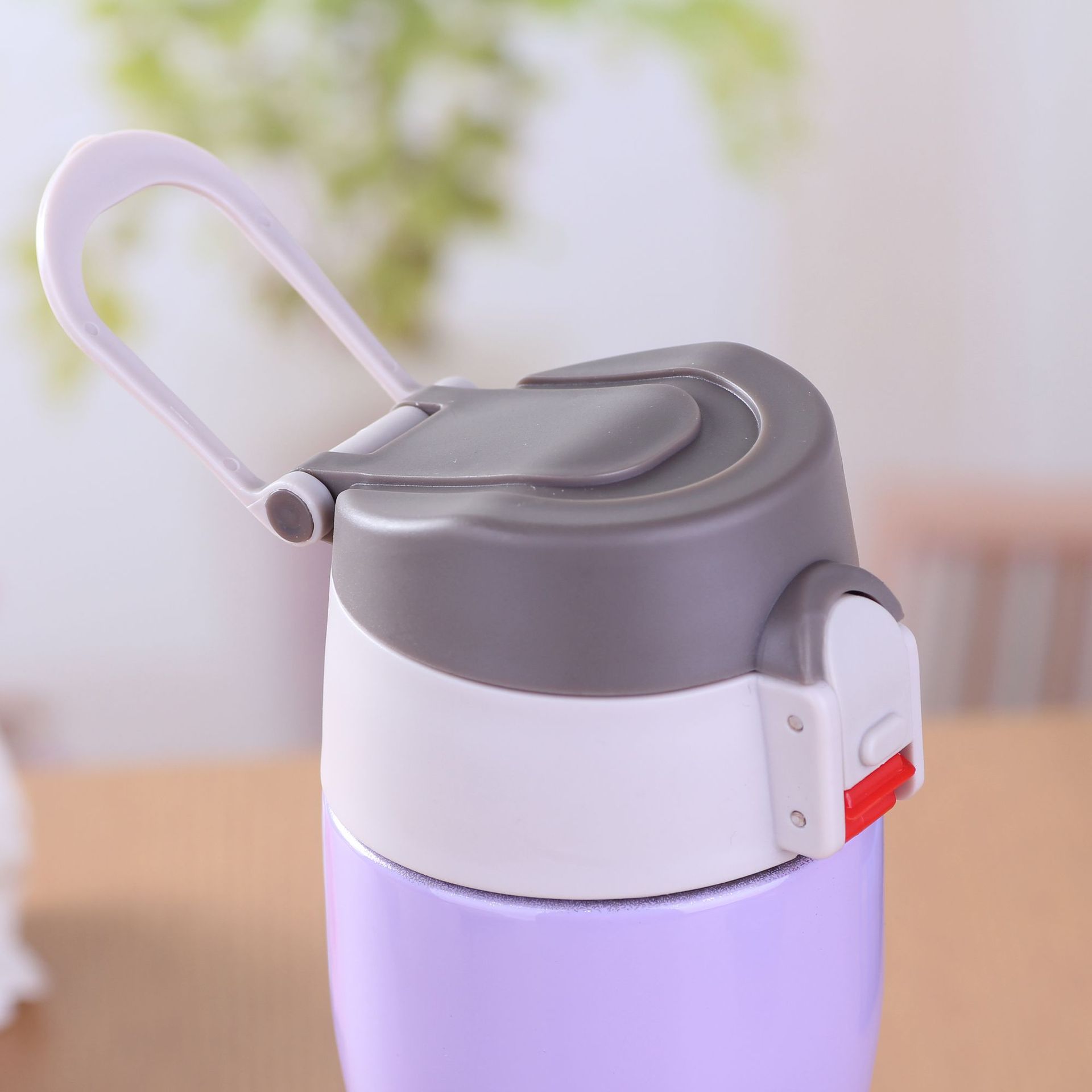 Fábrica al por mayor de la moda creativa termo vacío de acero inoxidable taza portátil deportes rebotando taza de agua de una sola pieza de entrega