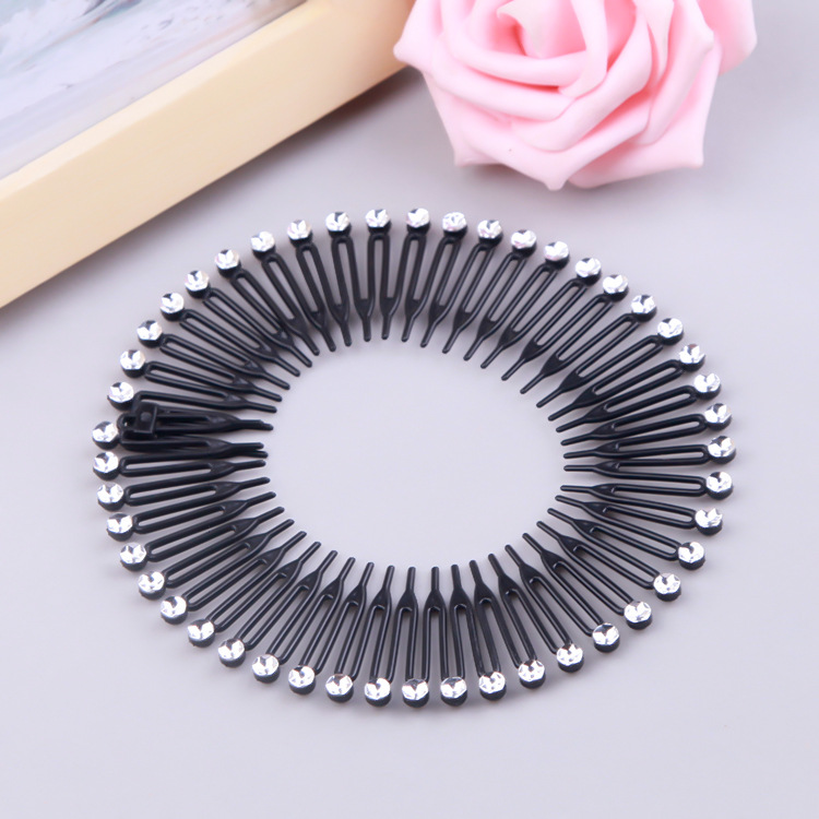 Round diamond black