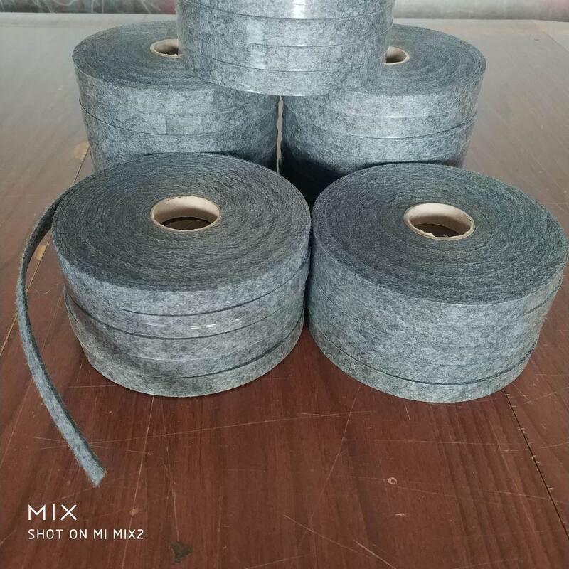 Self-adhesive sound insulation strip with adhesive felt strip mute strip adhesive sheep felt mat furniture electrical appliances doors and windows car sealing strip