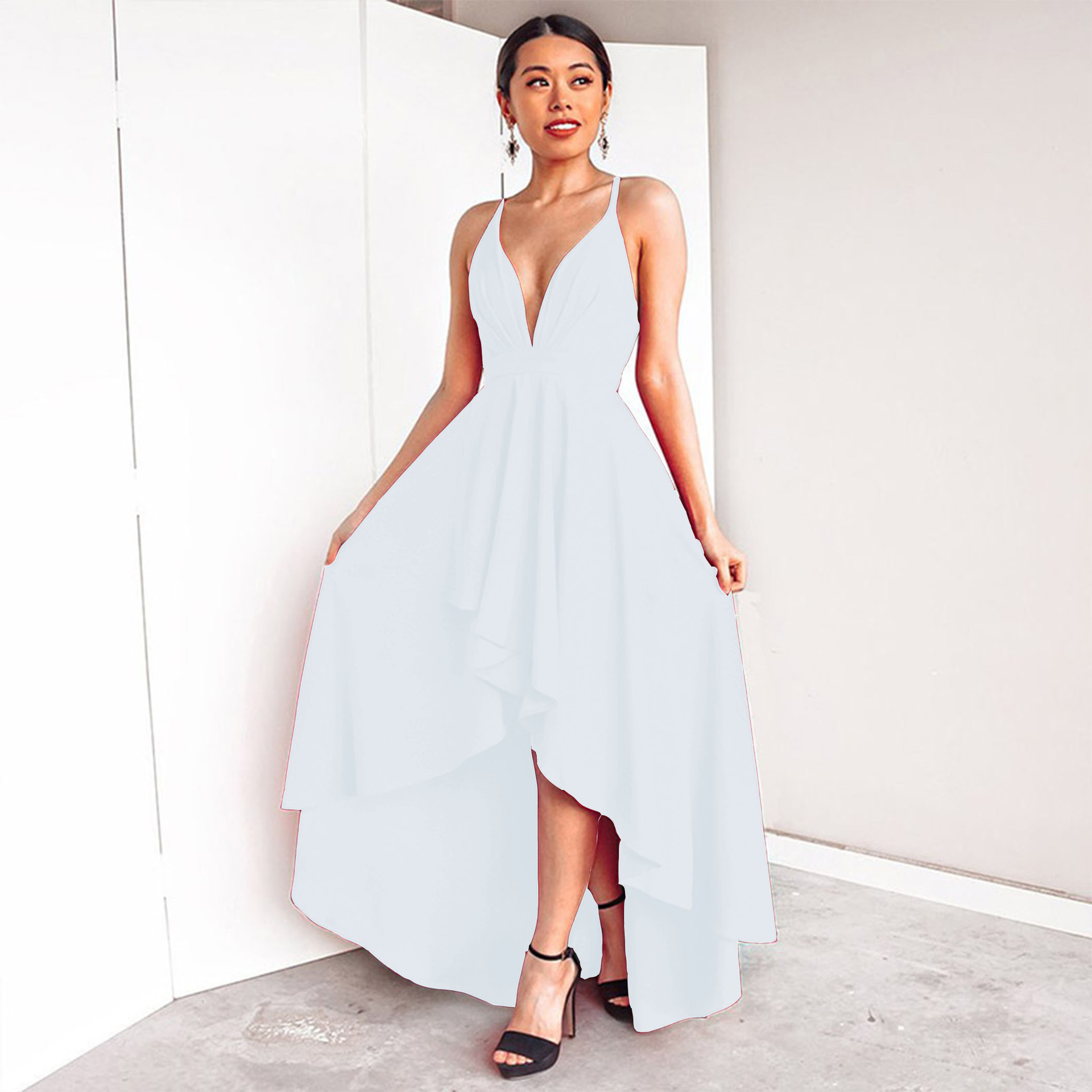 2026 European And American Popular Plus-size Women's With Straps, V-neck, Large Hem, Sexy Backless Bandage Party Dress_voghion.com