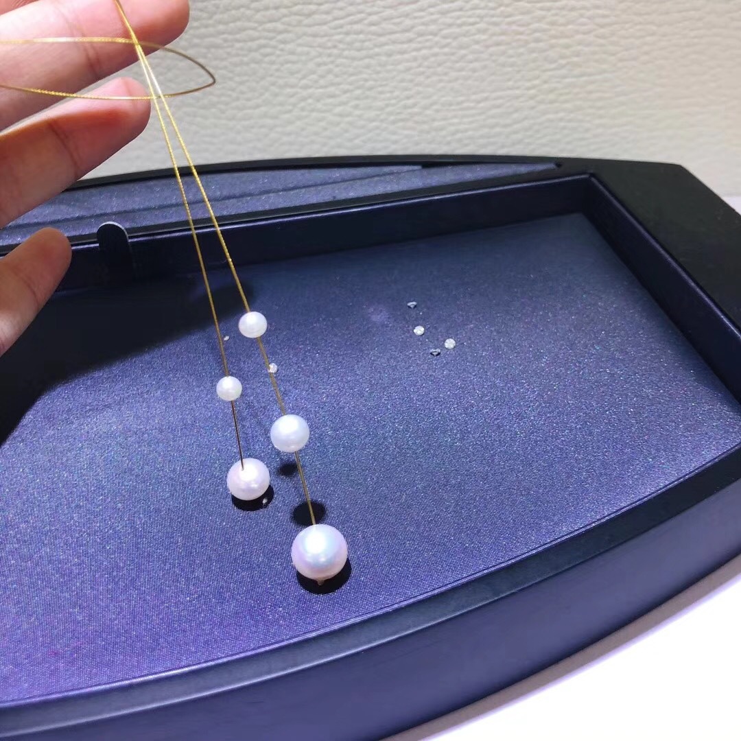 ���ҹ�Ӧ����ͬ��ʱ�е�ˮ����������װŮʽ������װ����һ������