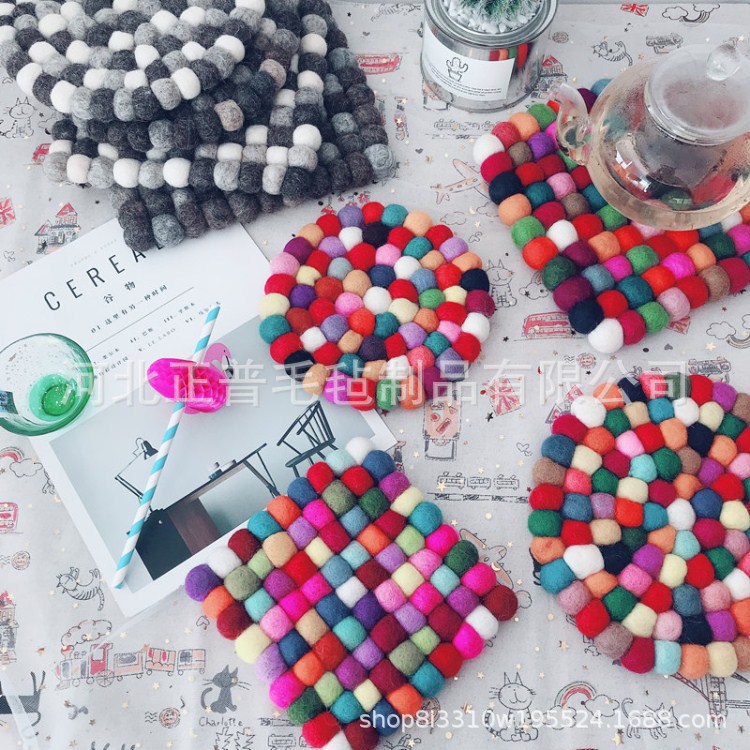 设计毛毡小球垫 毛毡手缝杯垫 羊毛球垫 彩色毡球垫