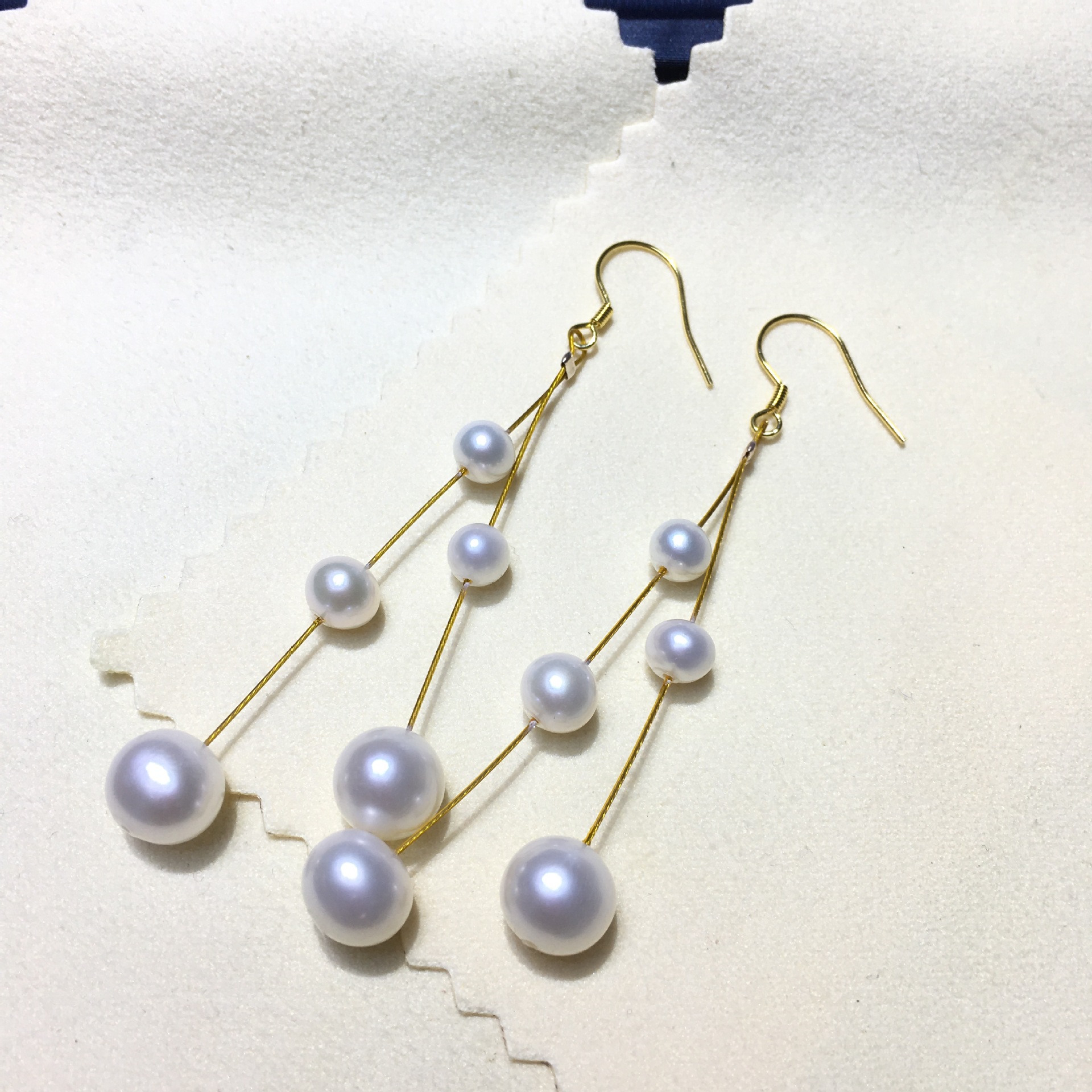 ���ҹ�Ӧ����ͬ��ʱ�е�ˮ����������װŮʽ������װ����һ������