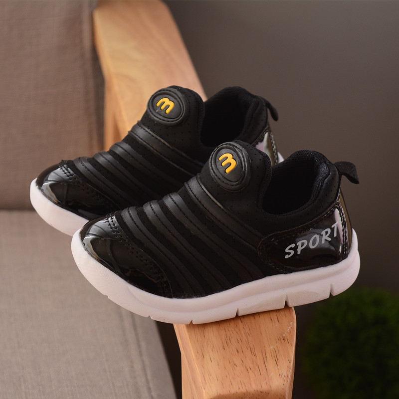 Zapatos para niños Ventas Directas zapatos para niños pequeños zapatos infantiles disueltos estilo coreano Zapatos de tablero zapatilla de deporte entrega de una sola pieza