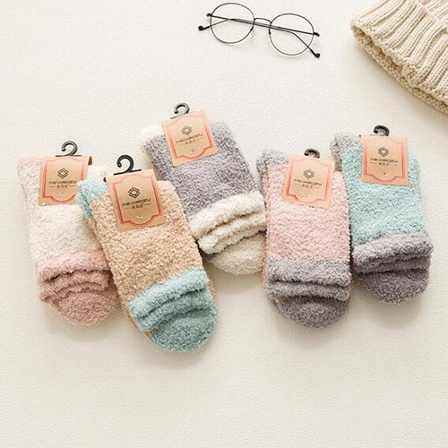 Warm coral velvet socks, non-shedding, women's thickened sleeping floor socks, mid-tube, half velvet socks, casual