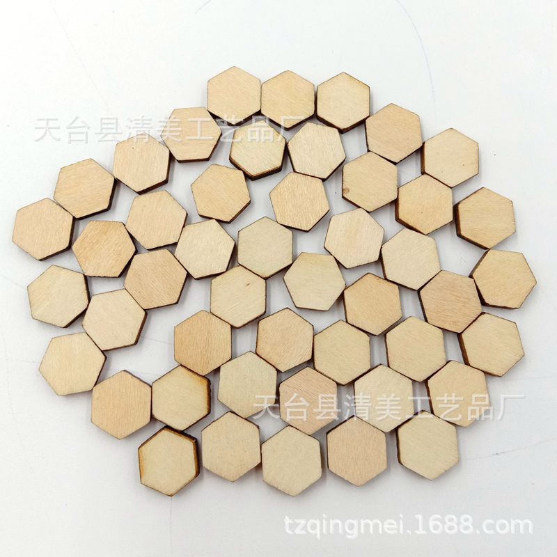 Pieza de madera decorativa hexagonal de tilo Pieza de botón de madera hexagonal en forma de borde
