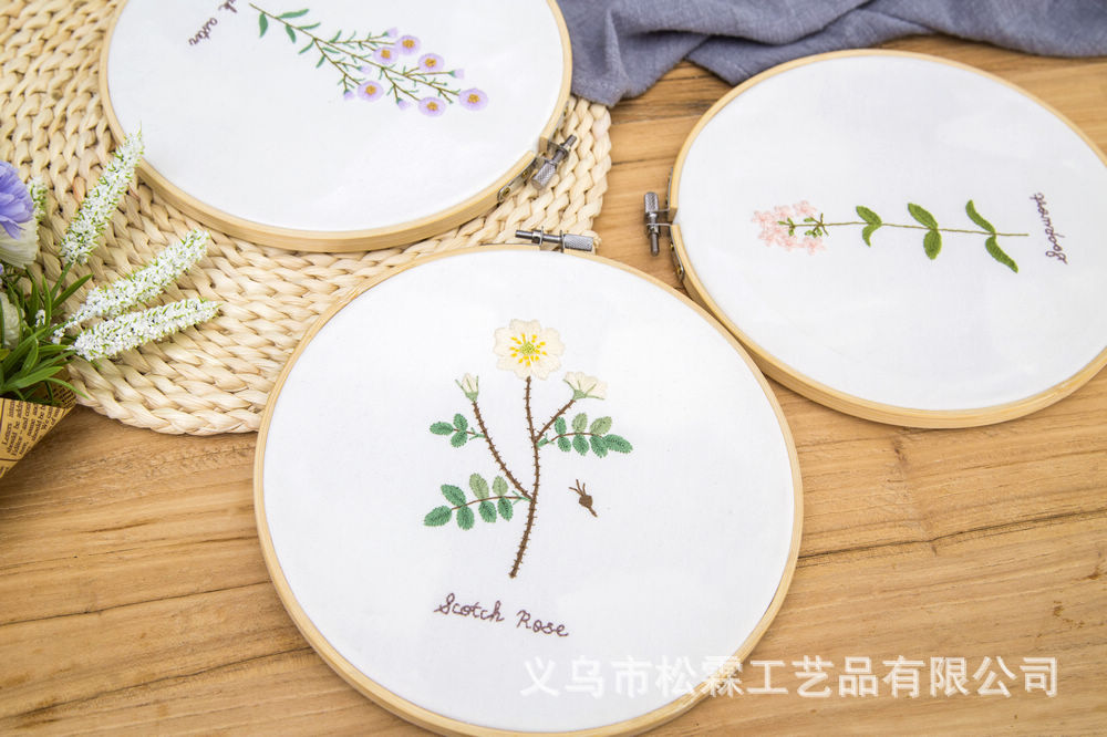 Directo de fábrica hecha a mano DIY tela novato Europeo bordado flores y plantas material paquete kit costura traje simple