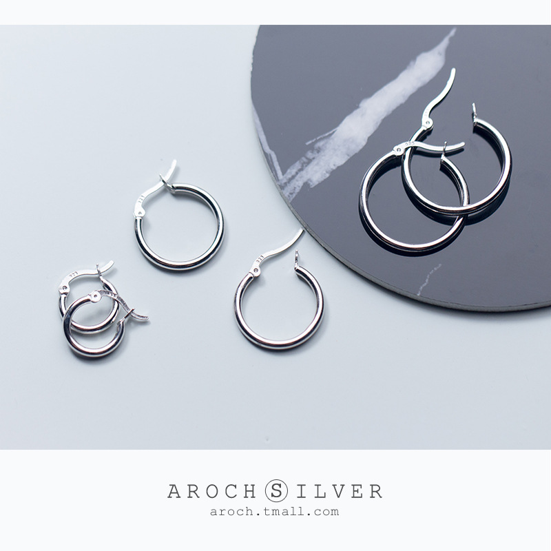 S925 auriculares redondos de brillo de botón de auriculares personales geométricos huecos aretes de aretes redones de tendencia aretes rojos E9786