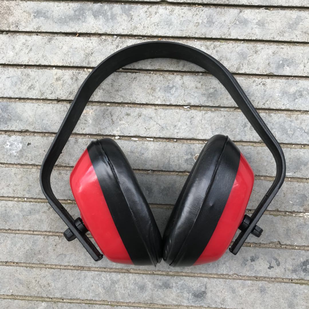 隔音耳罩听力防护耳罩 防噪音耳罩射击 学习静音耳罩劳保