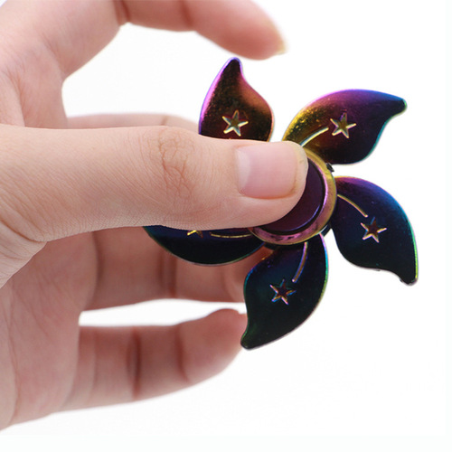 Amazon Plated Colorful Fingertip Spinner Wholesale Zinc Alloy Metal Stress-Relief Street Stall Toy