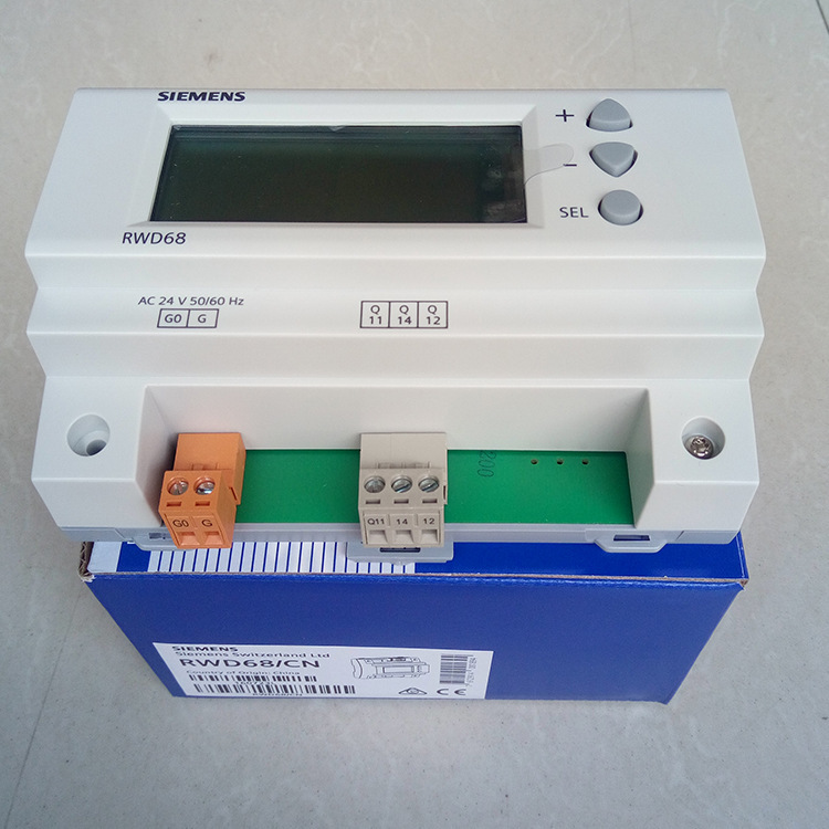 Siemens RWD68 RWD82 field universal DDC controller temperature controller Siemens RWD68 RWD82 field universal DDC controller temperature controller
