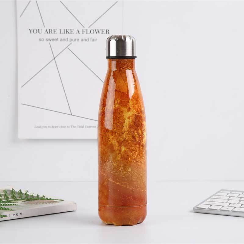 Venta al por mayor de la fábrica de acero inoxidable botella de Coca-Cola deportes termo taza de doble capa de aislamiento térmico de moda de regalo de publicidad Copa puesto de suministro