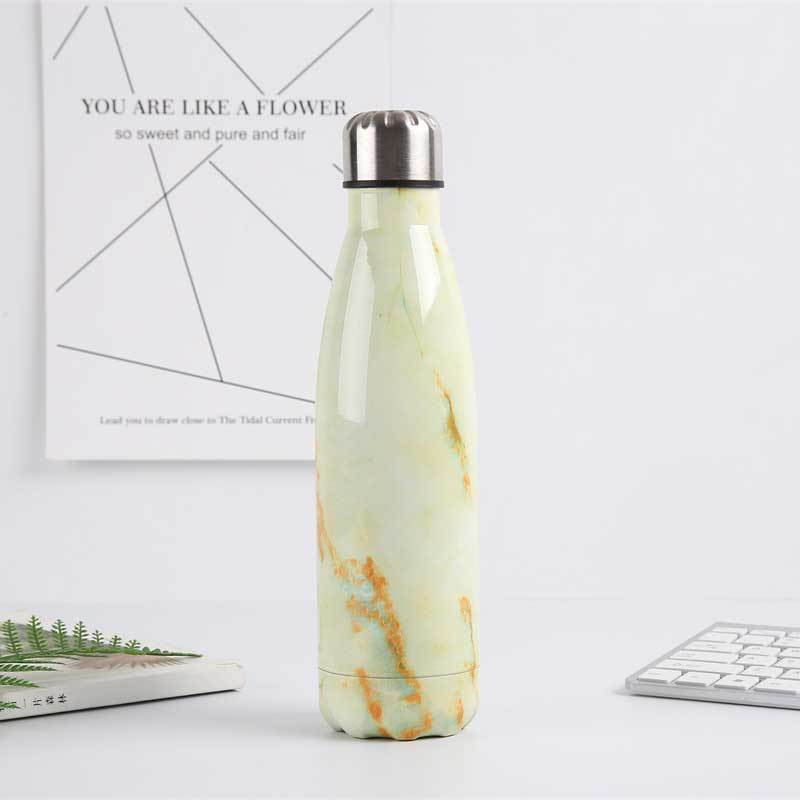 Venta al por mayor de la fábrica de acero inoxidable botella de Coca-Cola deportes termo taza de doble capa de aislamiento térmico de moda de regalo de publicidad Copa puesto de suministro