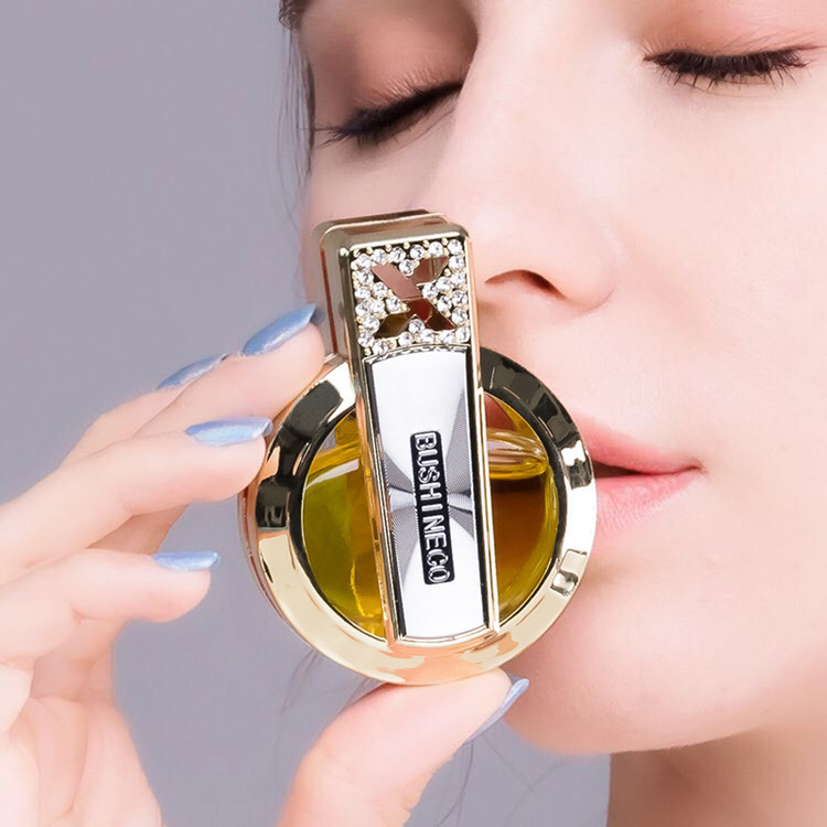 佰香岛汽车空调出风口香水X风口夹车载香氛镶钻车用香薰汽车用品