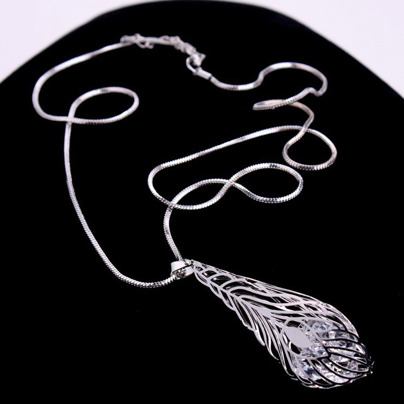 韩版时尚镂空水晶叶子毛衣链长款水滴项链女百搭装饰品一件代发
