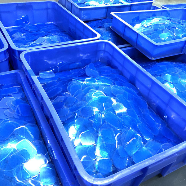 Self-adhesive gel for gym