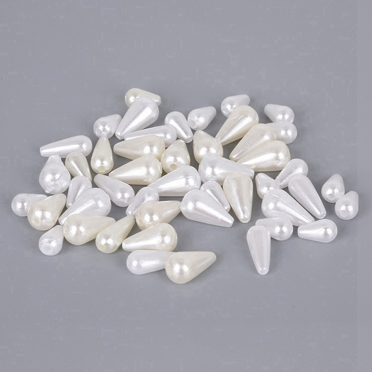 Beige earrings pearl