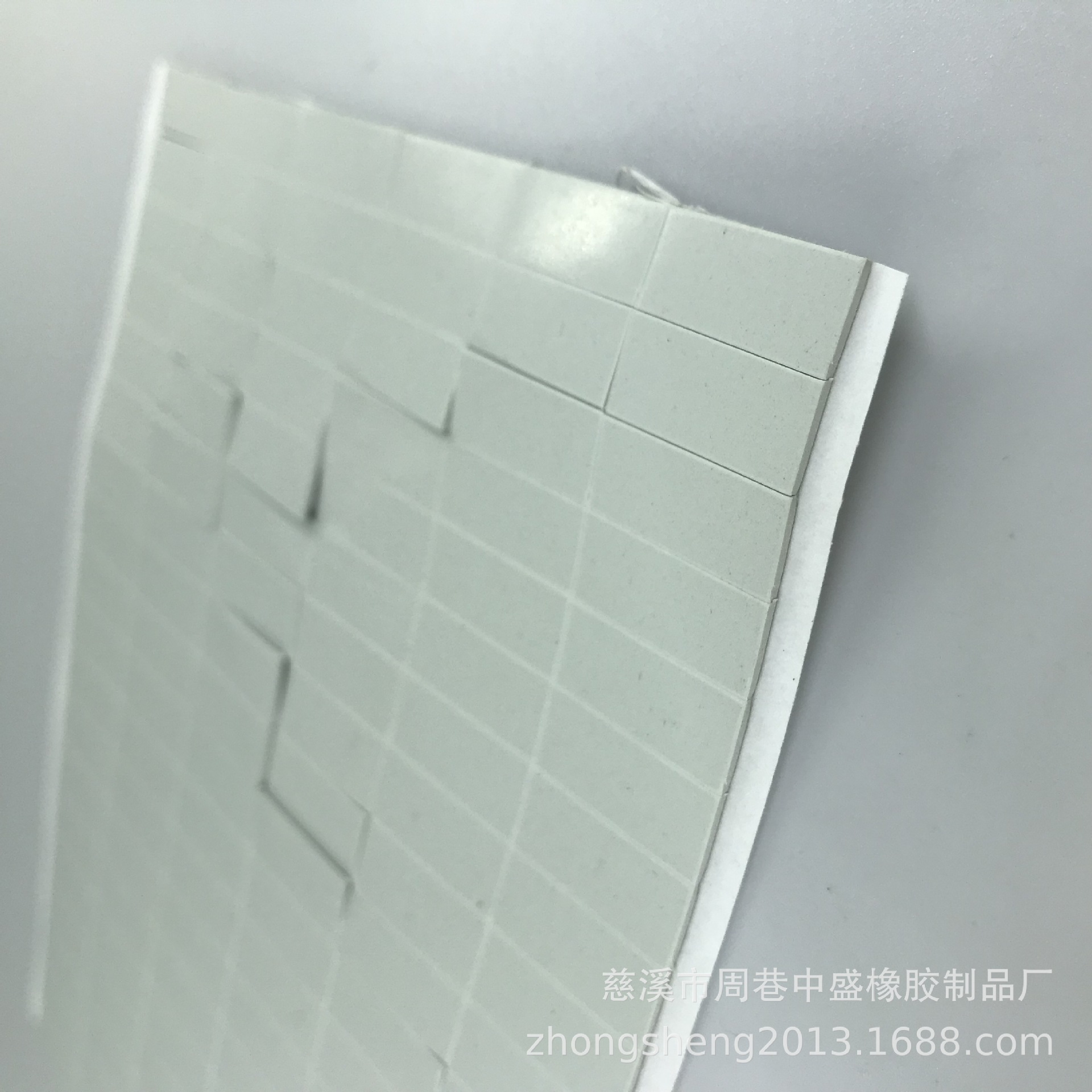 促销价橡胶脚垫防滑脚垫格纹橡胶防滑格纹橡胶垫全国包邮环保材质