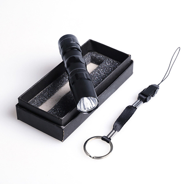 Small travel flashlight