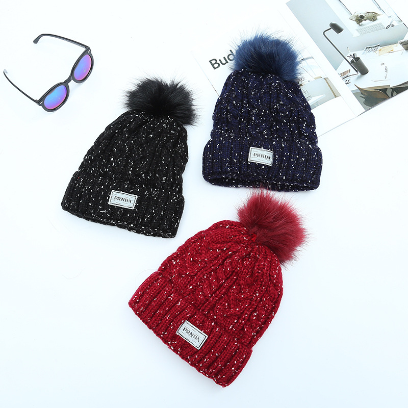 Conjunto de dos piezas de gorro de lana gruesa tejido con pompón de piel sintética para invierno y bufanda de hilo con puntos estilo coreano, suministro directo del fabricante, dos en uno. image 6