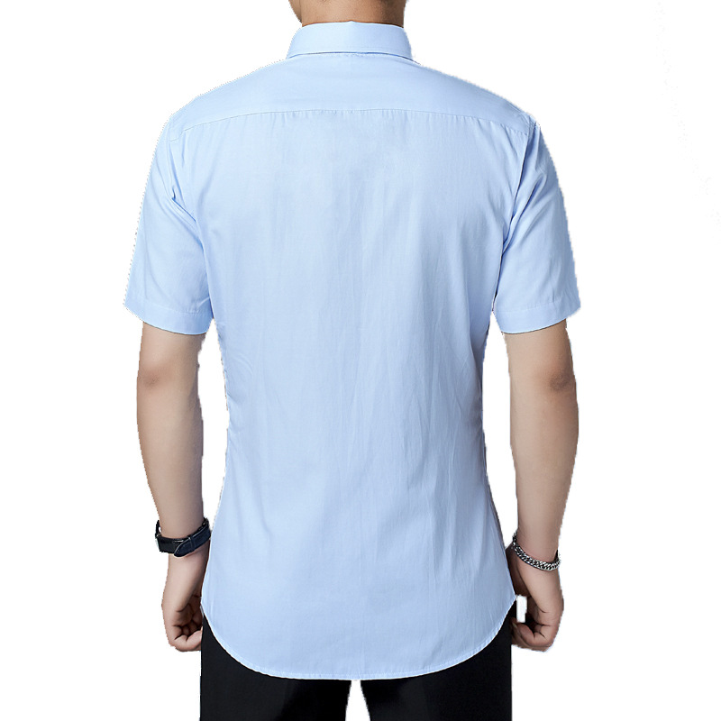 Camisa de manga corta para hombre de verano Camisa de hombre joven para hombre Camisa de color sólido slim fit de estilo coreano Camisa de hombre de talla grande para hombre al por mayor