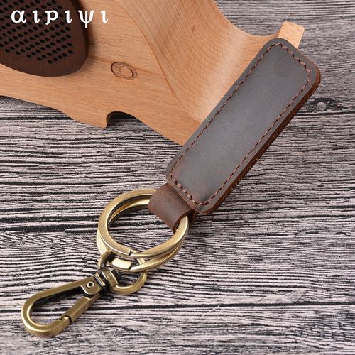 Creative gifts handmade leather goods genuine leather cowhide retro keychain car couple keychain wholesale