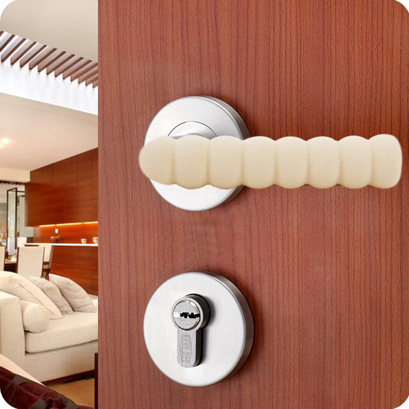 Al por mayor bebé suministros para niños trasero anti-colisión alfombra puerta de la habitación manija guantes cubierta protectora espiral manija de la puerta cubierta anti-colisión