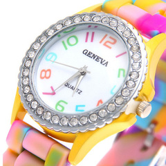 熱銷手錶學生特色女款糖果色迷彩日內瓦硅膠手錶一件代發