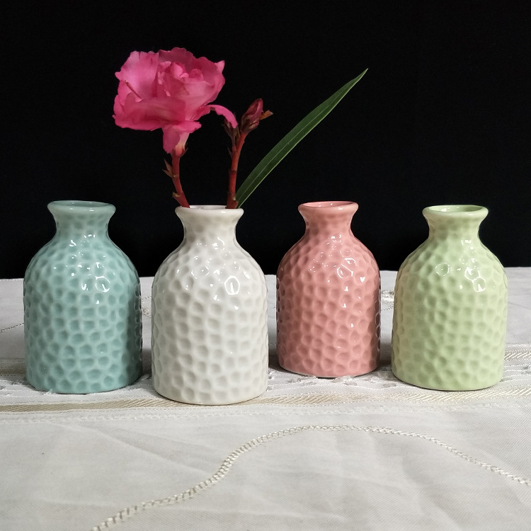Ceramic Crafts vase creative home ornaments accessories car accessories aromatherapy perfume bottle manufacturers Water Cube