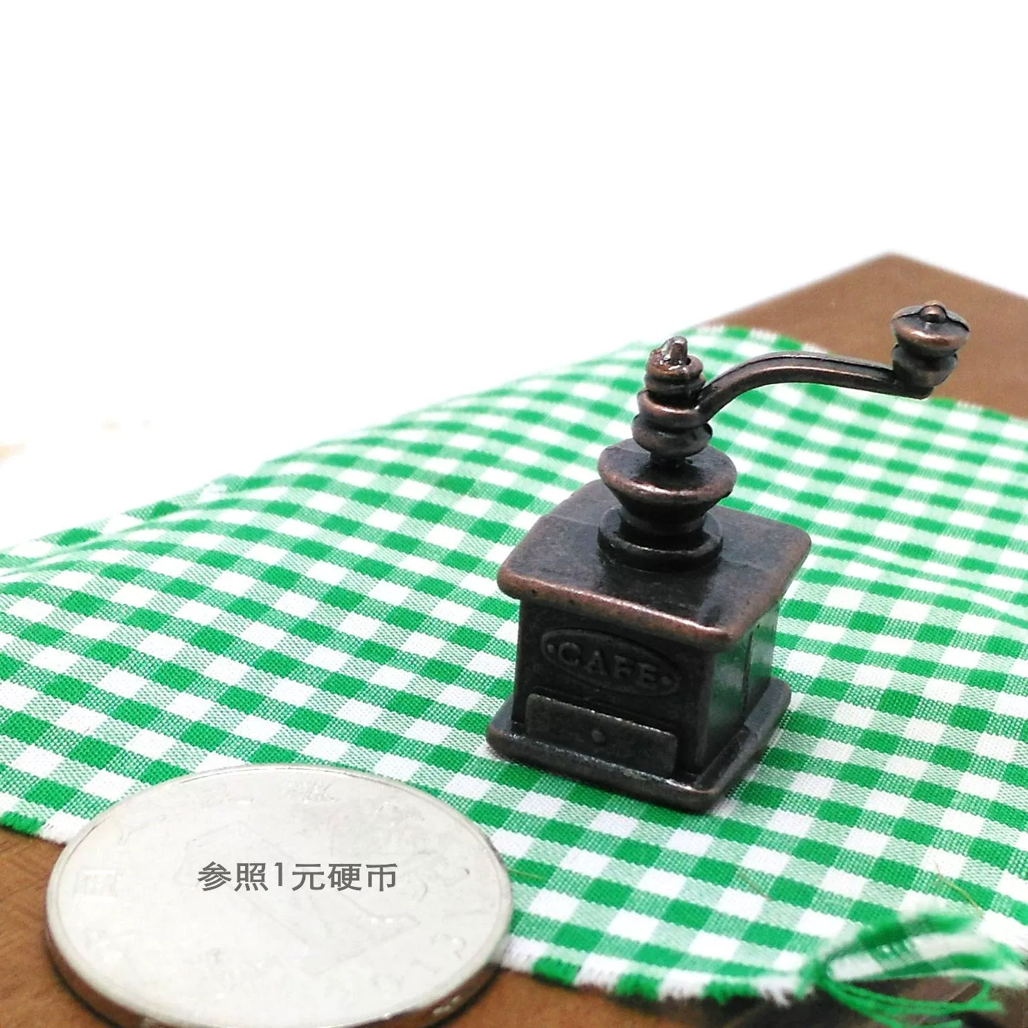 DOLLHOUSE 【Мини ручная модель мельницы для кофейных зерен] Ebay Миниатюрный мини-кукольный домик для игр с едой Аксессуары