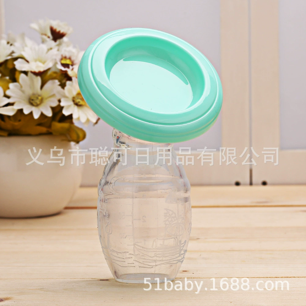 Silicone breast pump, breast pads