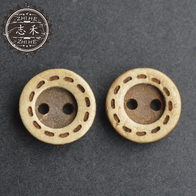 Zhihe spot natural wide-brimmed dotted two-eye children's shirt sweater coat trench coat decorative coconut buckle