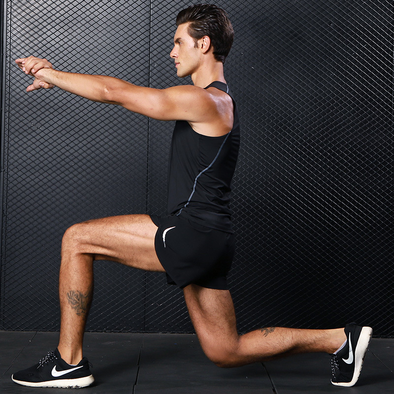 Pantalones cortos deportivos para hombres de verano secado rápido y transpirable delgados pantalones de entrenamiento de maratón de fitness