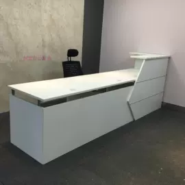 办公椅;办公桌;大班桌