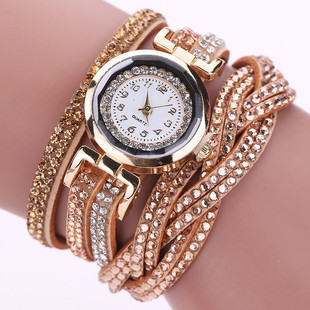�S�����l����Ůʿ�ֱ��n���q�b��L��ʯӢ��r�����p�@�ֱ�Ů��